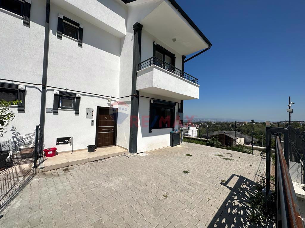 YENİKÖYDE MÜSTAKİL BAHÇELİ DENİZ MANZARALI SATILIK 4+1 VİLLA