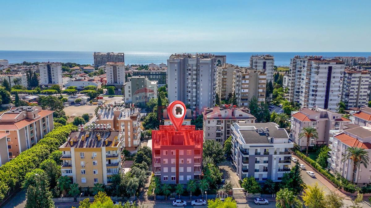 KONYAALTI  GÜRSU'DA 5+1 SAHİLE YAKIN ASANSÖRLÜ SATILIK DUBLEKS DAİRE 