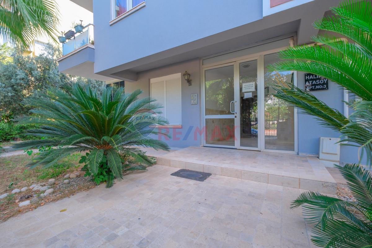 KONYAALTI  GÜRSU'DA 5+1 SAHİLE YAKIN ASANSÖRLÜ SATILIK DUBLEKS DAİRE 