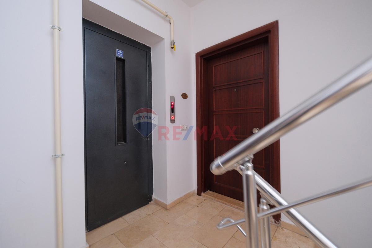 KONYAALTI  GÜRSU'DA 5+1 SAHİLE YAKIN ASANSÖRLÜ SATILIK DUBLEKS DAİRE 