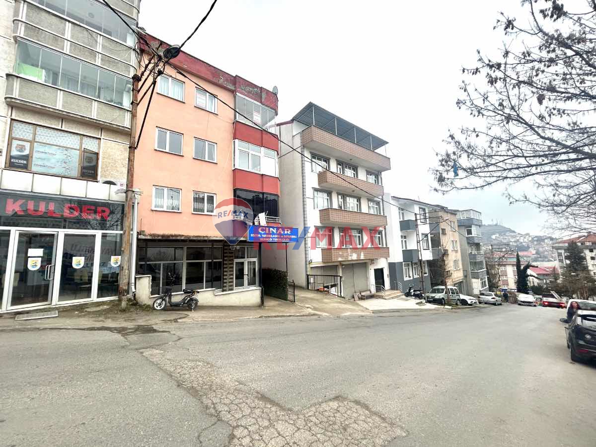 ÜNİVERSİTE MAHALLESİ'NDE 3+1 EŞYALI KİRALIK DAİRE