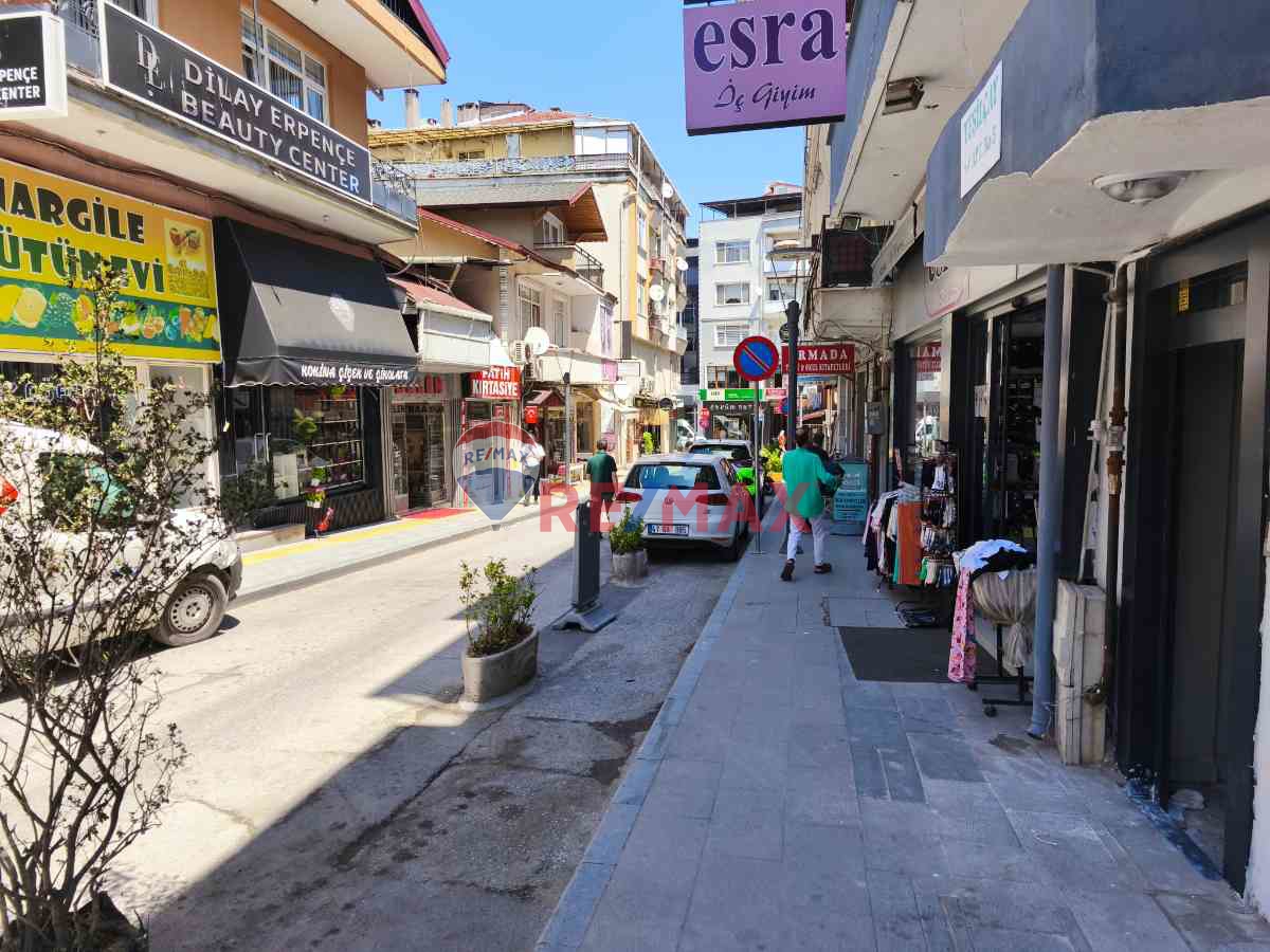 GÖLCÜK MERKEZDE OFİS KULLANIMINA UYGUN KİRALIK DAİRE