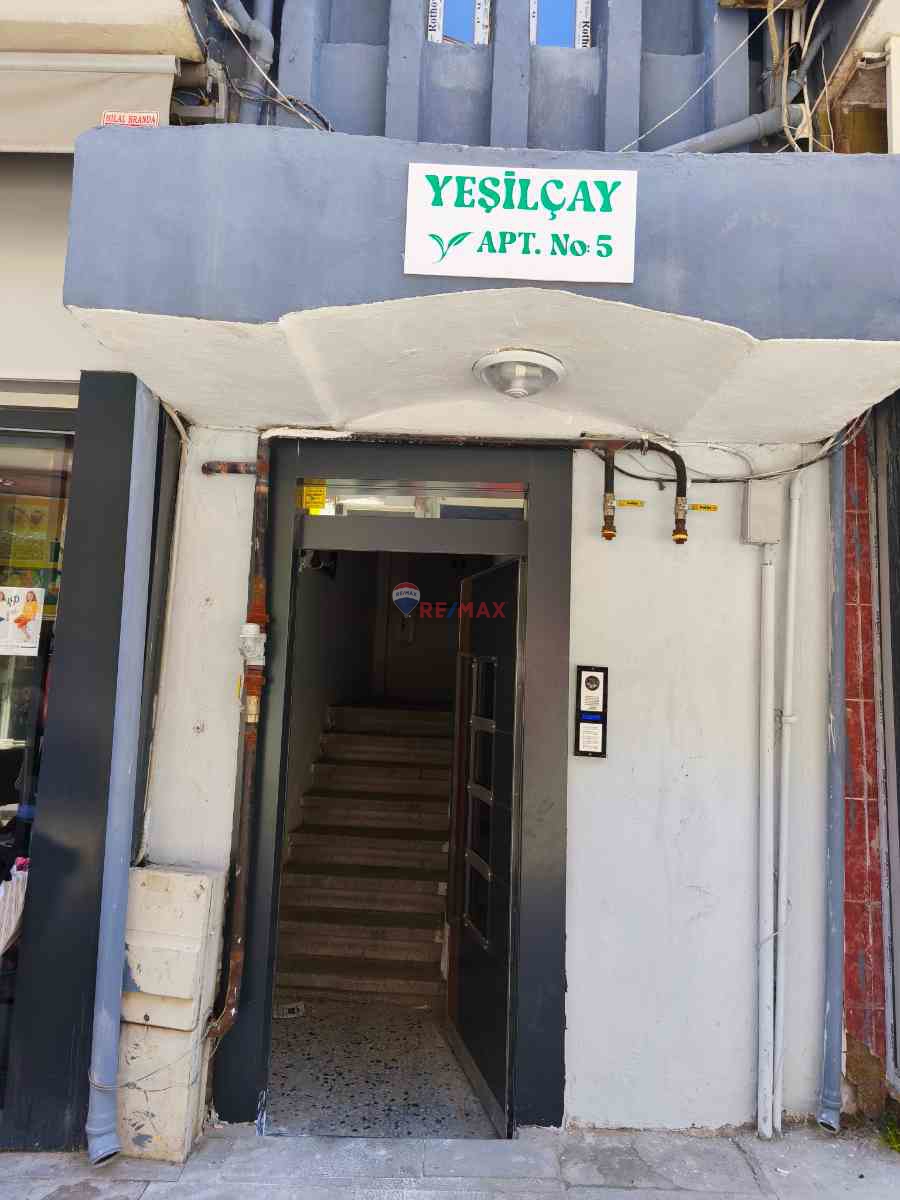 GÖLCÜK MERKEZDE OFİS KULLANIMINA UYGUN KİRALIK DAİRE