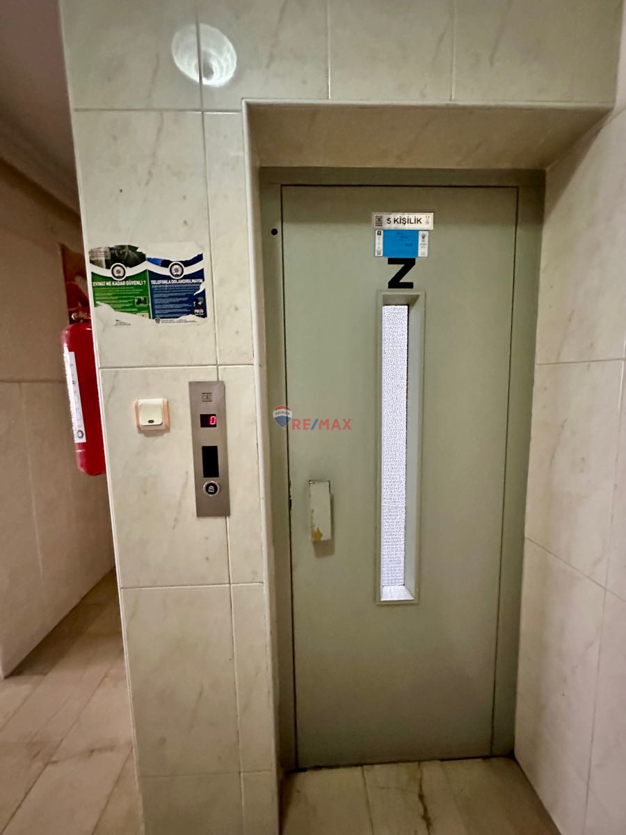 MEYDANA YÜRÜME MESAFESİNDE MASRAFSIZ 3+1 KİRALIK DAİRE !!!