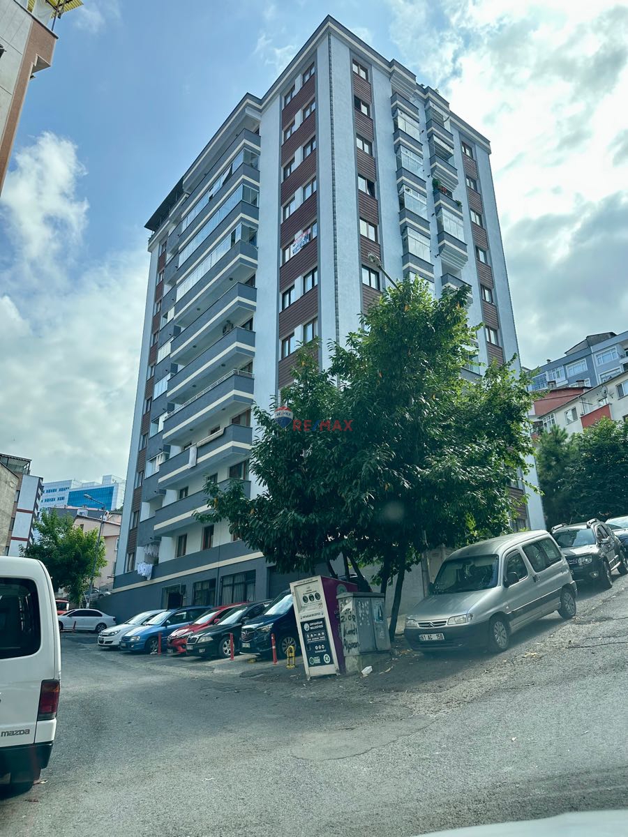 MEYDANA YÜRÜME MESAFESİNDE MASRAFSIZ 3+1 KİRALIK DAİRE !!!