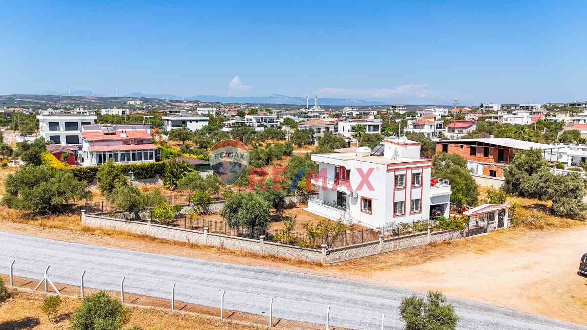 DİDİM AKYENİKÖY MAHALLESİ YEŞİLTEPE DE SATILIK 3+1 AYRI MUTFAK VİLLA