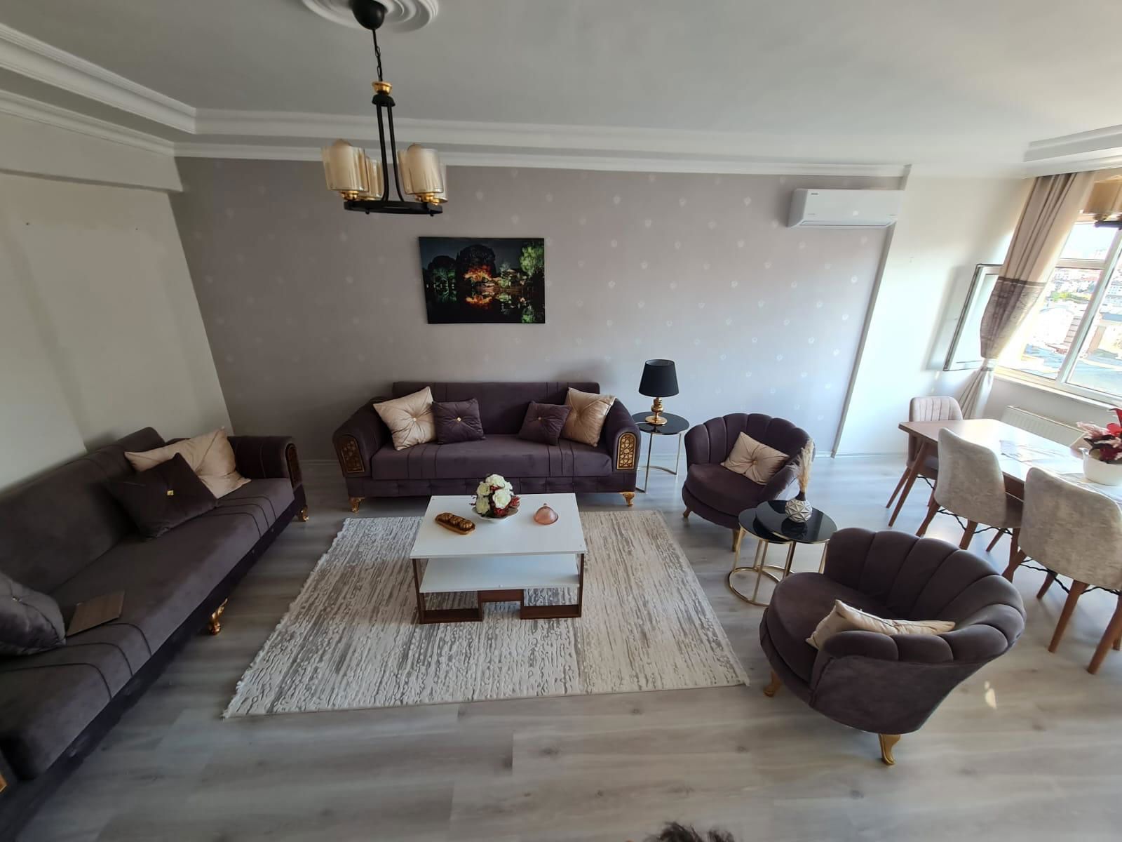 RE/MAX GELİŞİM'DEN B.DÜZÜ BARIŞ MAH FUL EŞYALI KİRALIK 3+1