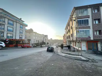 MAMAK YEŞİLBAYIR'DA CADDE ÜZERİ, 40 M2, EMSALSİZ DÜKKAN&MAĞAZA