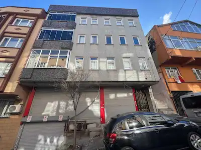 GAZİOSMANPAŞADA KOMPLE SATILIK BİNA