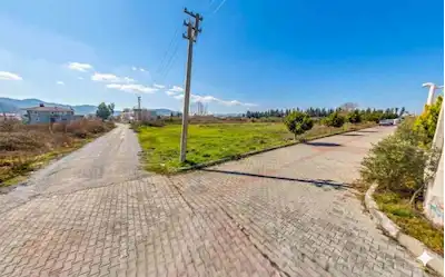 DALAMAN EGE MAHALLESİNDE 538 M² KÖŞE PARSEL SATILIK VİLLA ARSASI