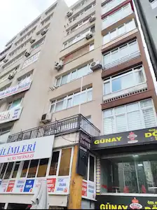 MECİDİYEKÖY MEYDANDA TABELA DEĞERİ YÜKSEK 12 BÖLÜMLÜ BAKIMLI OFİS