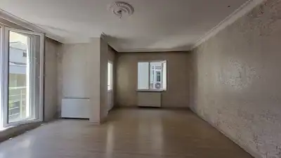 REMAX TERMİNAL GİZEM BURKAY'DAN ÇEKEMÖY AYDINLAR MAHALLESİNDE 2+1 ARAKAT KİRALIK DAİRE