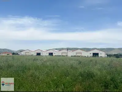 NATO YOLU ÜZERİNDE HAZIR KURULU DÜZEN SOĞUK HAVA TESİSİ