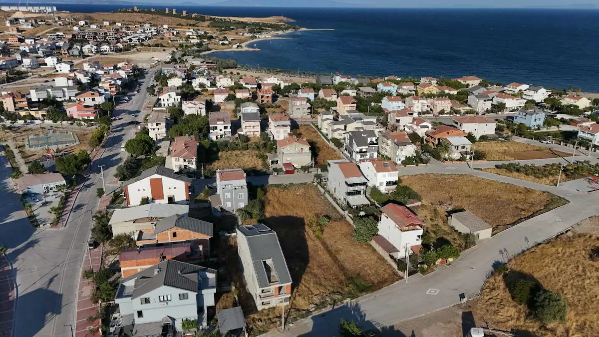 ÇANAKKALE BİGA KARABİGA' DA DENİZE 300M SATILIK ARSA FIRSATI!