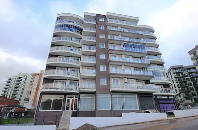 BAYRAKLI KÖRFEZ MAHALLESI SEYIRTEPEDE 3+1 GENIŞ ARAKAT KIRALIK DAIRE