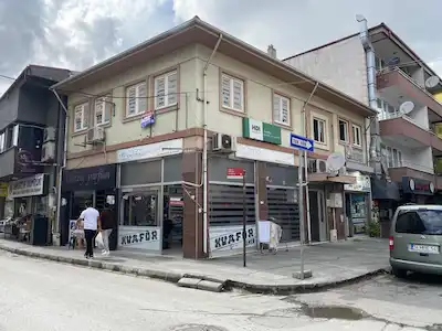 MERKEZI KONUMDA KIRALIK OFIS NAGEHAN GÜLÇELER'DEN