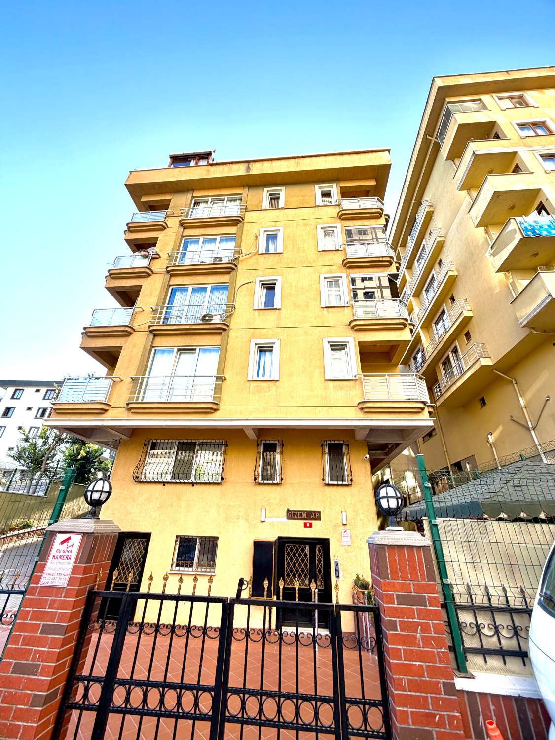 Ataşehir İnönü Mahallesi'nde satılık 4+2 dubleks