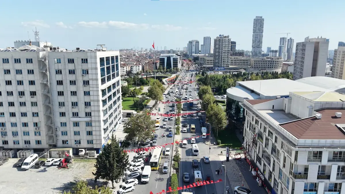 ESENYURT SULTANİYE MAHALLESİNDE SATILIK DÜKKAN & MAĞAZA 3