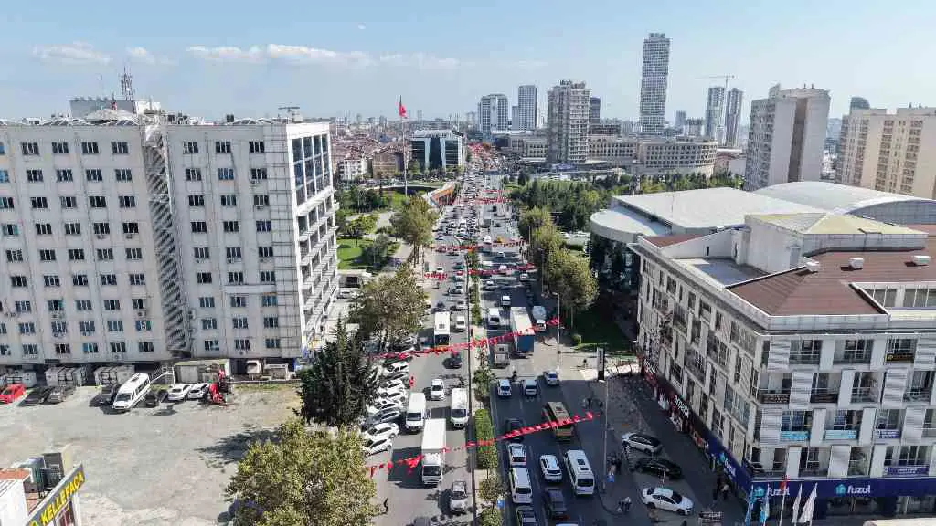 ESENYURT SULTANİYE MAHALLESİNDE SATILIK DÜKKAN & MAĞAZA 2