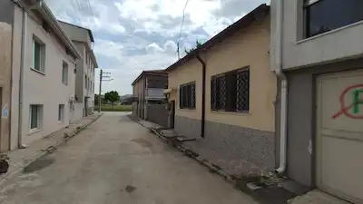 ESKİŞEHİR ŞİRİNTEPE’DE BAHÇE KATI 2+1 MÜSTAKİL EV | DOĞALGAZ KOMBİLİ, BALKONLU