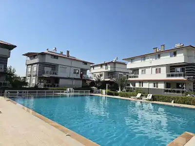AYDIN KARDEŞKÖY’DE PRESTİJLİ SİTE İÇERİSİNDE YÜZME HAVUZLU SIFIR 7+1 LÜKS VİLLA
