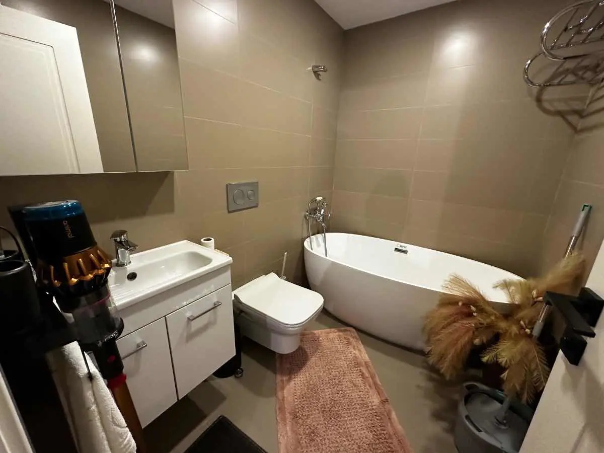 Property image 37