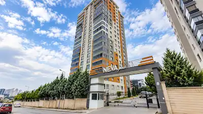 ERYAMAN NEVA PLUS’TA 4+1 KİRALIK DAİRE