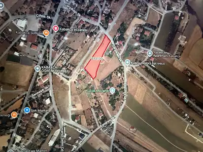 ÇATALCA KABAKÇA’DA KÖY MERKEZİNDE MÜSTAKİL PARSEL SATILIK TARLA