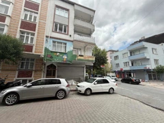 UĞUR MUMCU’DA GENIŞ BALKONLU, FERAH 2. KAT KIRALIK DAIRE