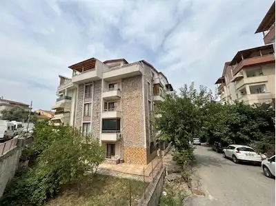 GÖLCÜK ŞEHİTLER’ DE, 2+1, BALKONLU, DOĞALGAZ KOMBİLİ 115 M² DAİRE