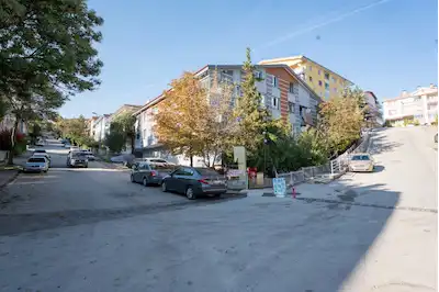 ÇANKAYA METİN OKTAY MAH’DE 3+1 | 140 M² NET | GÜNEY-BATI CEPHE | SON KAT