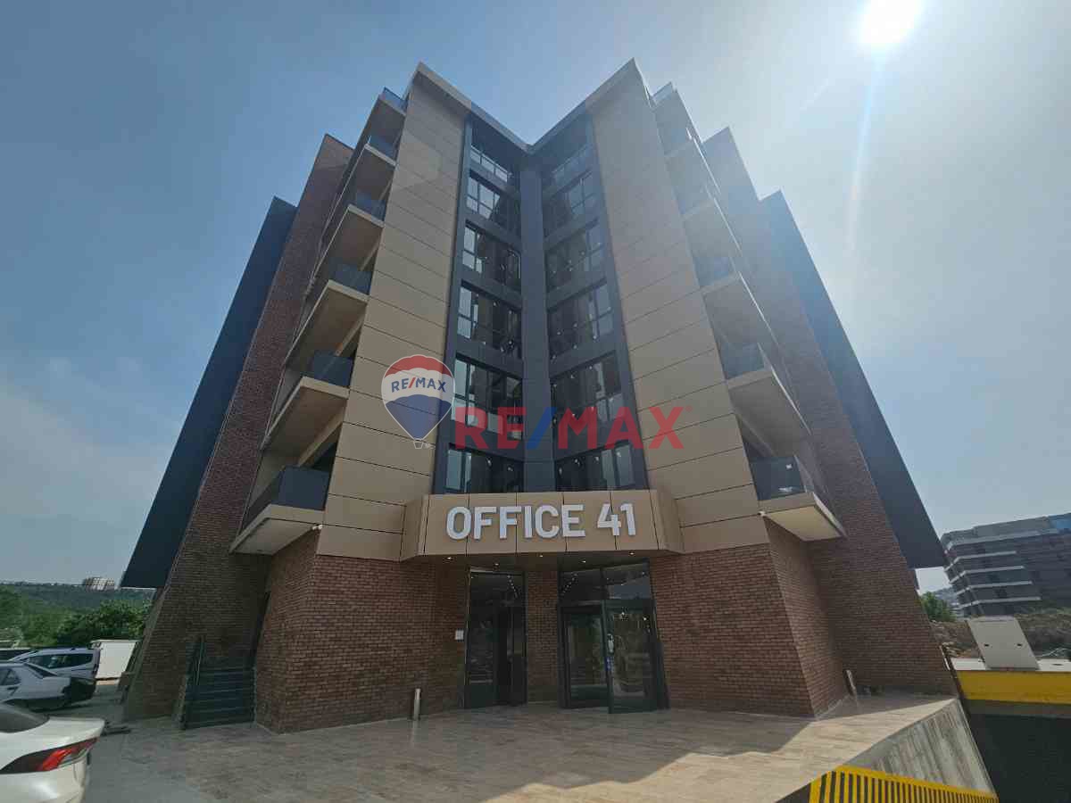 REMAX RİTİMDEN YEŞİLOVADA İLK ALTI AY ÖDEMESİZ KİRALIK OFİS