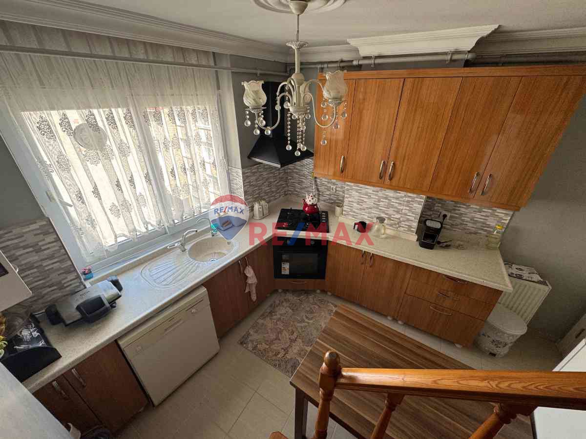 ZAFER MAHALLESİNDE 3+2 SATILIK FERAH DUBLEKS DAİRE