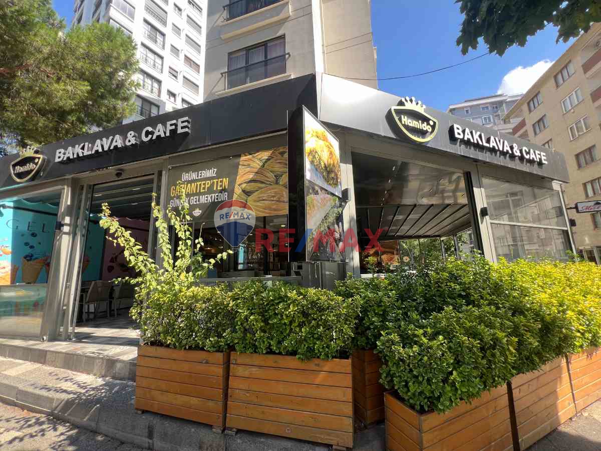 BOSTANCI'DA TABELA DEĞERİ YÜKSEK İÇİ HAZIR DEVREN KİRALIK DÜKKAN