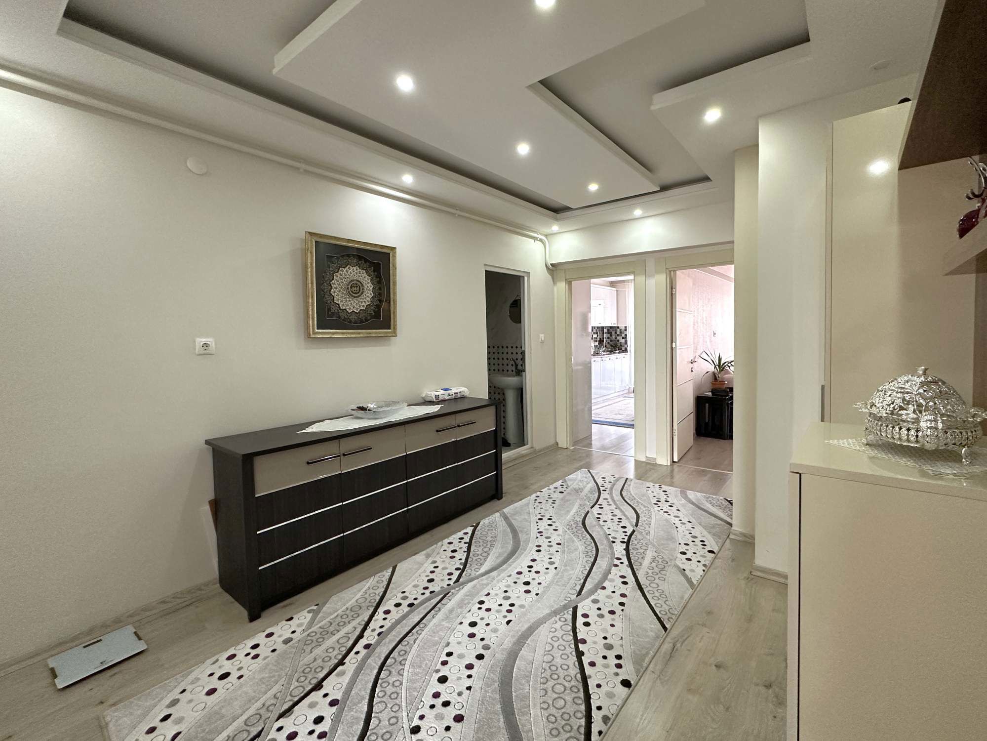 RE/MAX CENTRAL'DAN ALTUNTABAK MAH.'DE 2+1 LÜX SATILIK DAİRE