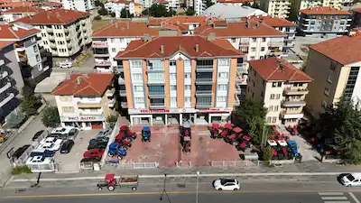 TABELA DEĞERI YÜKSEK BULVAR CEPHELI ASMA KATLI BODRUMLU 300M2 SATILIK DÜKKAN