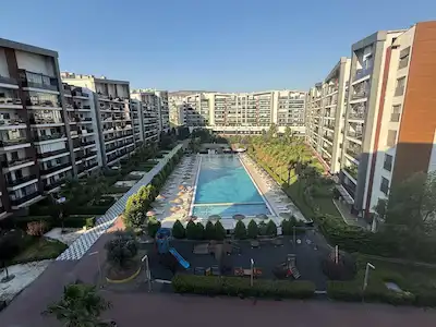 İZMİR ATAŞEHİRDE PARK YAŞAM ATAŞEHİR SİTESİNDE KİRALIK 1+1 DAİRE