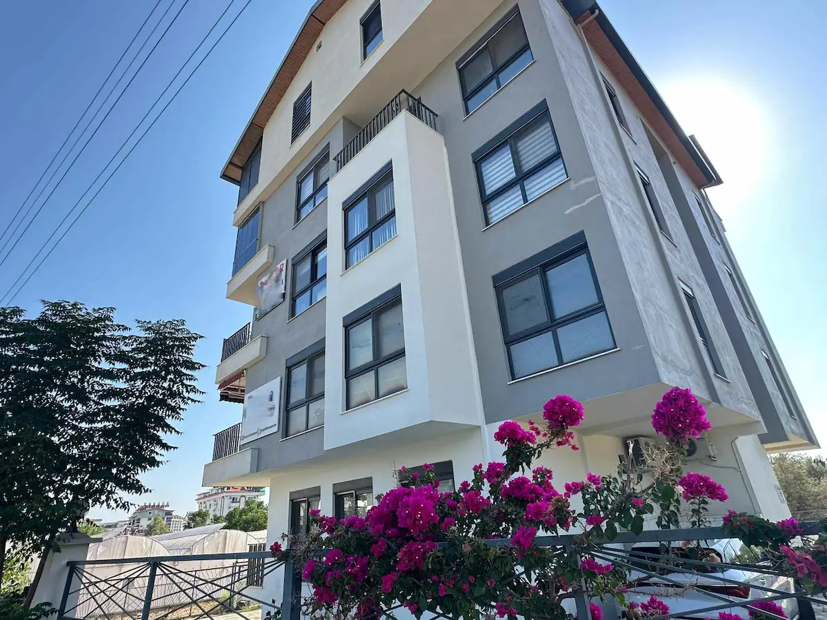 MERKEZDE | YENİ BİNADA | GÜNEYDOĞU CEPHE 2+1 SATILIK DAİRE