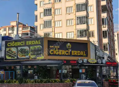 REMAX ÖZGÜR'DEN MUHTEŞEM LOKASYONDA DEVREN SATLIK KEBAP SALONU