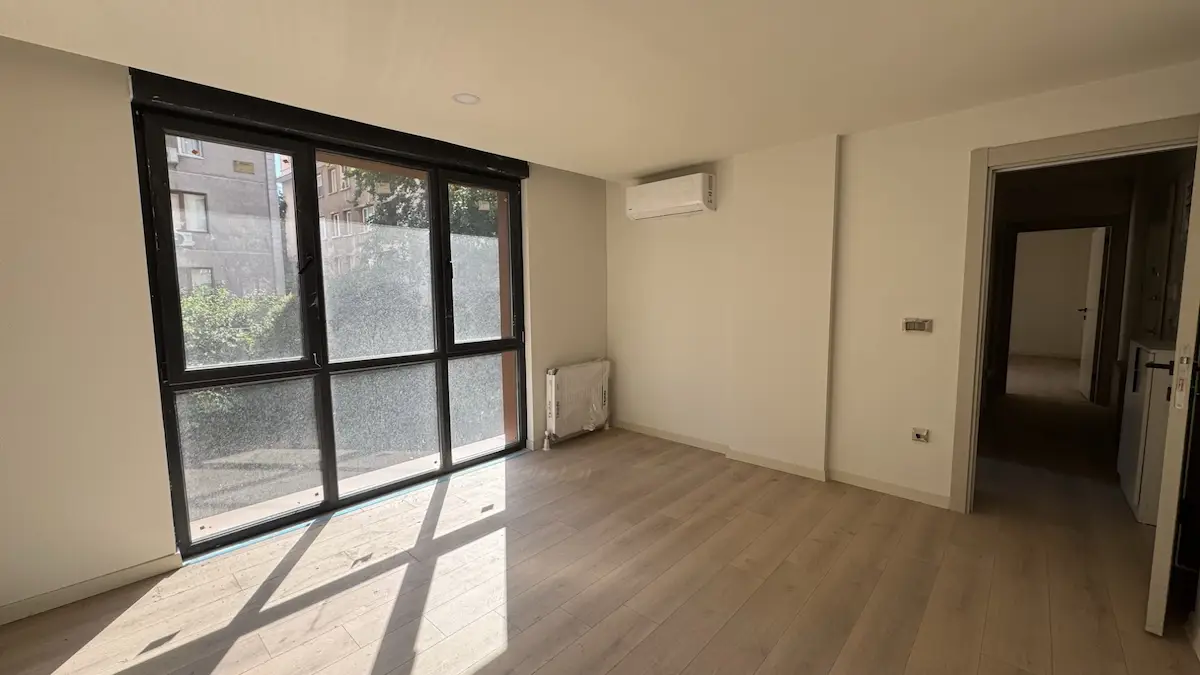 BEŞİKTAŞ DİKİLİTAŞ’TA SIFIR BİNADA 1+1 | KAPALI OTOPARK • JENERATÖR • ASANSÖR