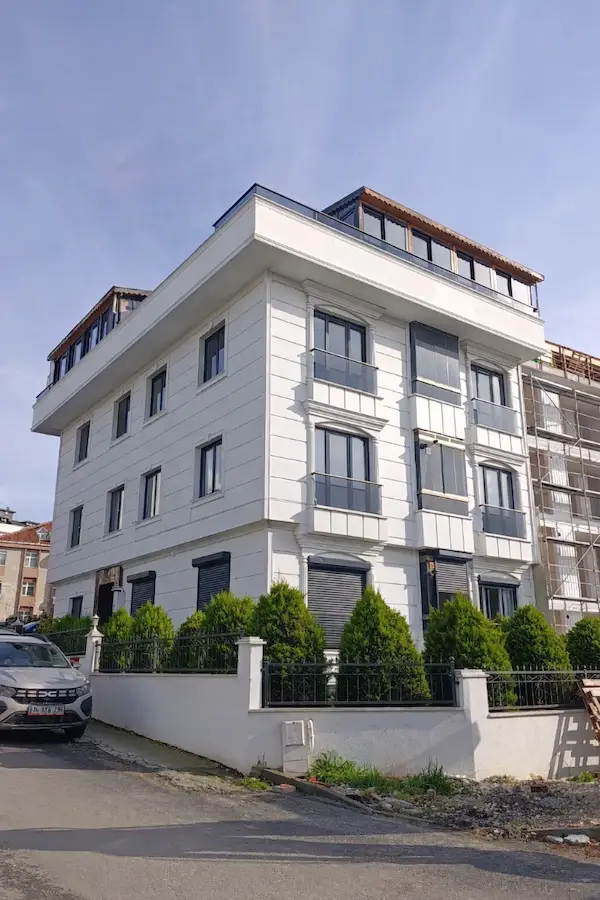 BÜYÜKÇEKMECE DENİZ MANZARALI LÜX YAPILI DUBLEX 3+2 SATILIK DAİRE