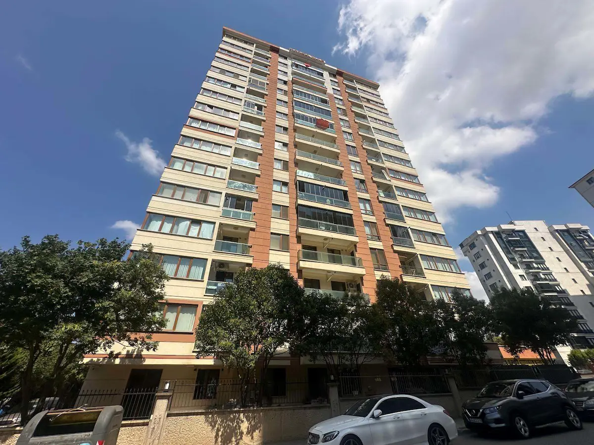 AYDINLI MAHALLESİ KARGÜL KULE SİTESİ'NDE SATILIK 2+1 DAİRE