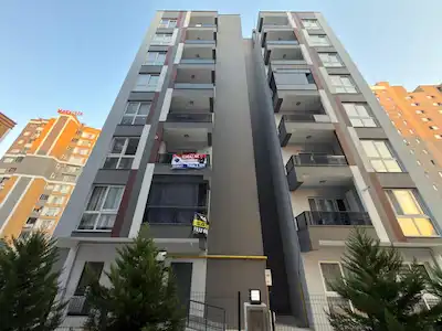 REMAX TOROS'TAN TECE DENİZ MAH'DE DENİZE YAKIN KİRALIK 2+1