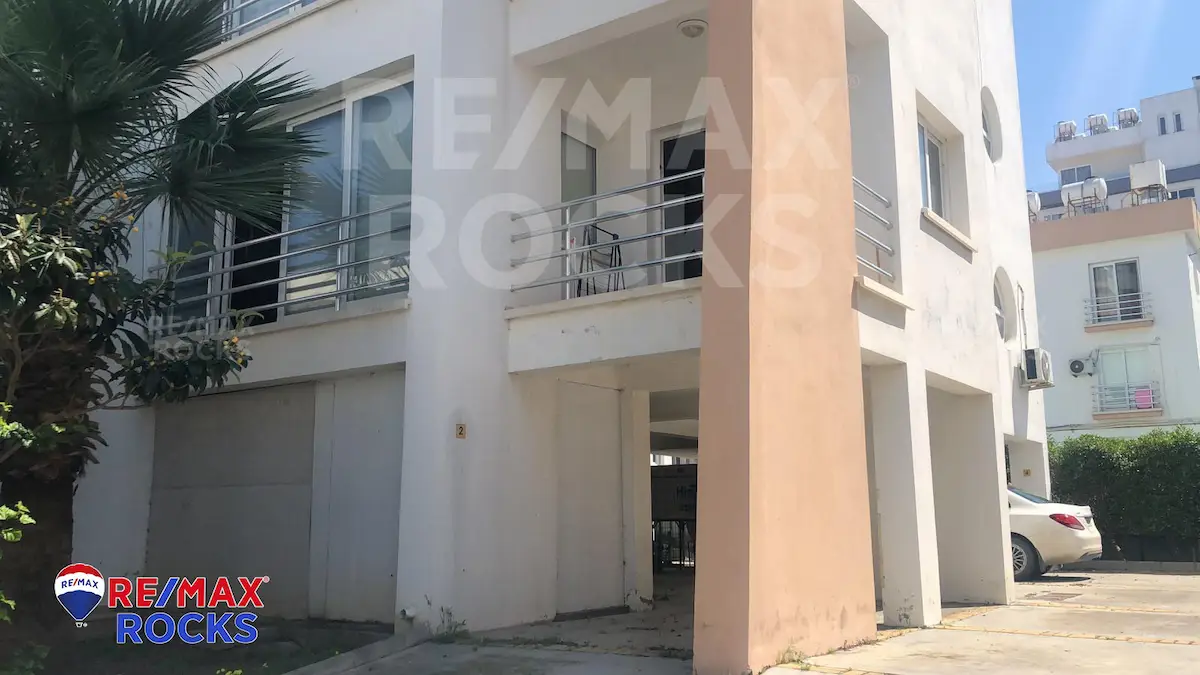 GİRNE MERKEZ AŞAĞI GİRNE’DE 2+1 | 100 M² NET | 2 BANYO | BALKON | KREDİYE UYGUN