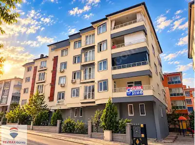 ŞEYHBAYRAM'DA 3+1 AZ KATLI SİTE İÇERİSİNDE DAİRE