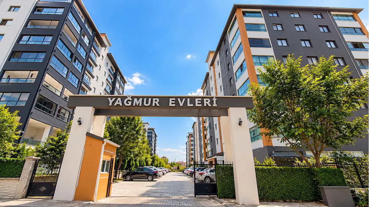 GÖLBAŞI YAĞMUR EVLERİ’NDE SATILIK 3+1 UYGUN FİYATLI DAİRE!