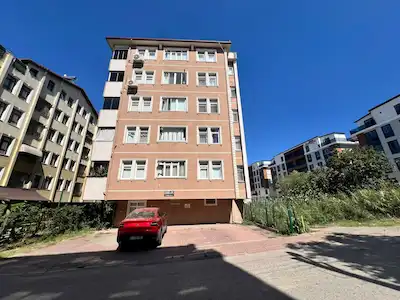 EMİNEVİME UYGUN PLAJYOLUNDA SATILIK FERAH 3+1 ARAKAT DAİRE