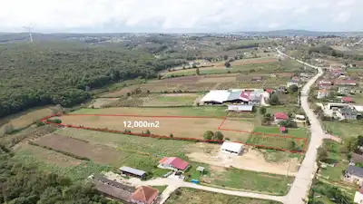 KANDIRA KARAAĞAÇTA ANAYOLA CEPHE SATILIK TEK TAPU 12 DÖNÜM TARLA