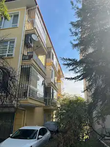 AKYÜZ SOKAKTA FERAH 2+1