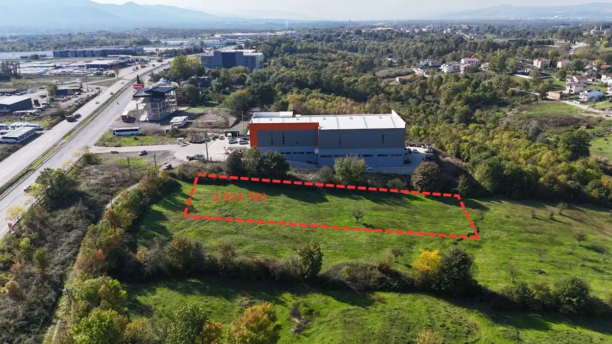 KARTEPE UZUNTARLA D-100'E DİREKT BAĞLANTILI 2.921 M² TİCARİ ARSA